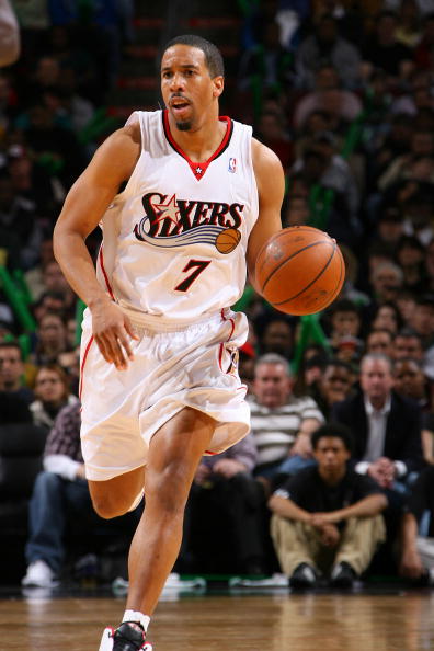 因此他的到 因此他的到