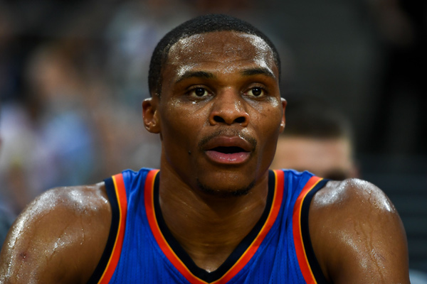 迅速占据领 迅速占据领