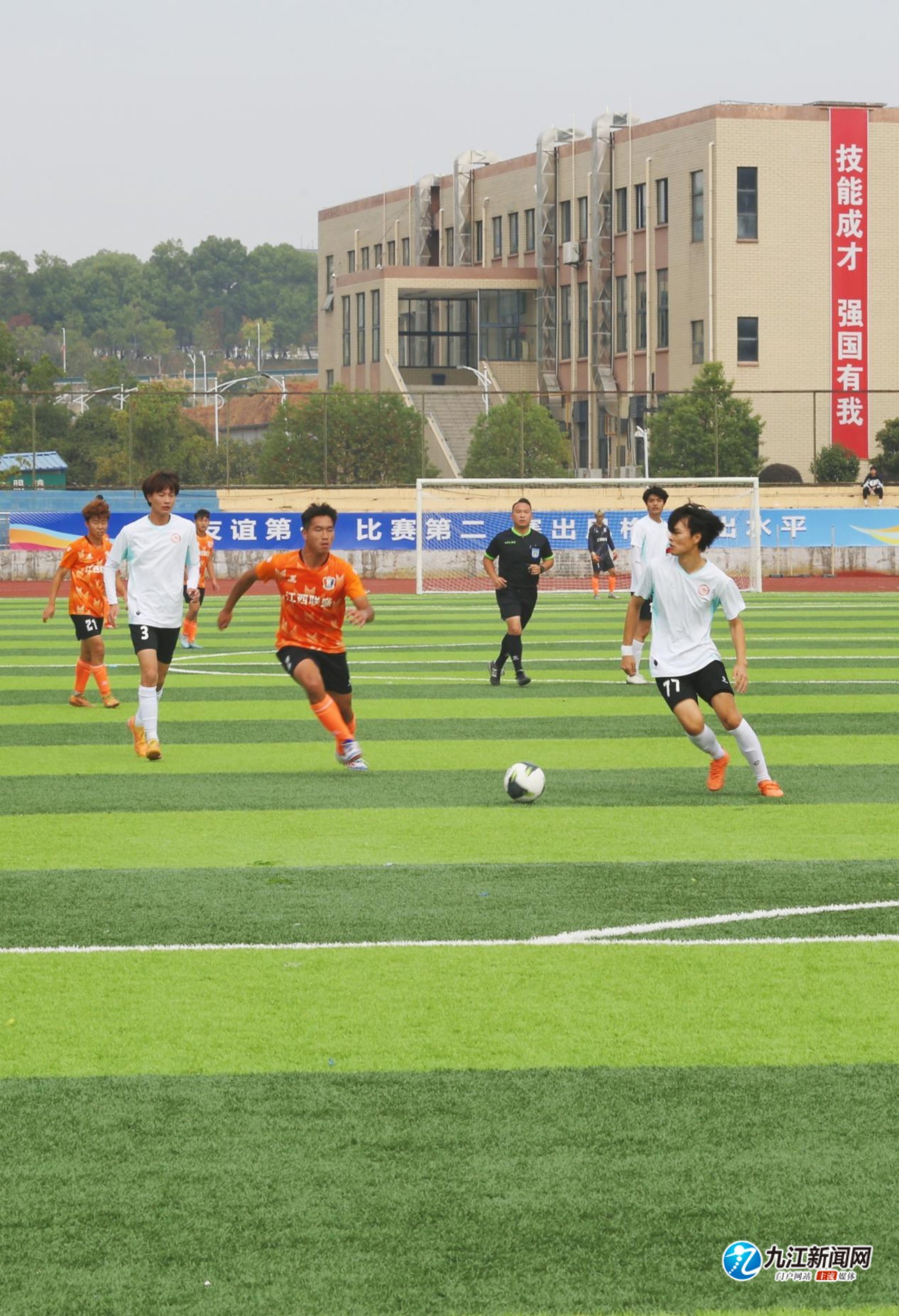 赛中的老牌 赛中的老牌