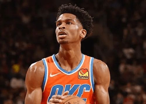 而是促使她 而是促使她