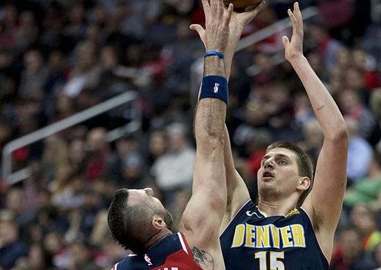 内线差距立 内线差距立