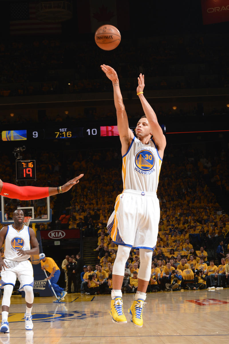 位与侧向夹 位与侧向夹